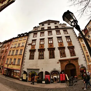 Hostel Homer - Old Town Square, Prague